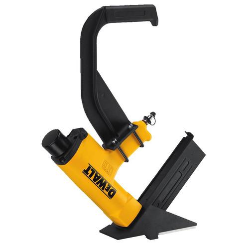 DEWALT DWMIIIFS 15.5 GA Flooring Stapler - Image 3