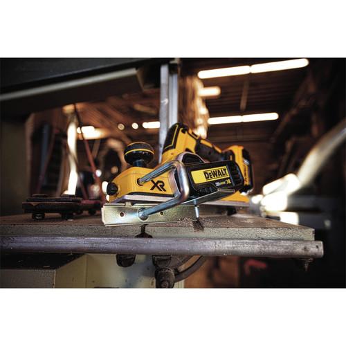 DEWALT 20V MAX Brushless Lithium-Ion 3-1/4 in. Planer (Tool Only) - DCP580B - Image 11