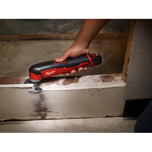 Milwaukee 2426-22 M12 Cordless Lithium-Ion Multi-Tool Kit - Image 9