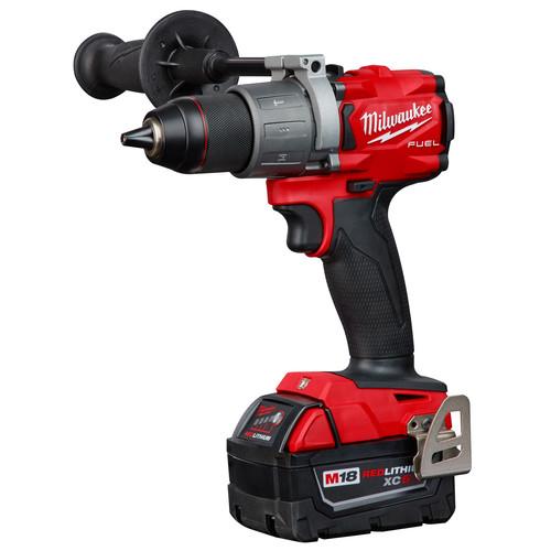 Factory Reconditioned Milwaukee 2804-82 M18 FUEL Lithium-Ion Brushless 1/2 in. Cordless Hammer Drill Kit (5 Ah) - Image 2