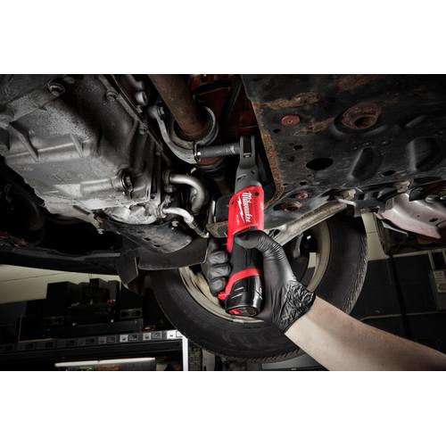 Milwaukee 2557-20 M12 FUEL 3/8 in. Ratchet (Tool Only) - Image 2
