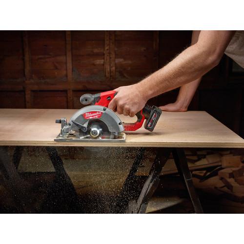 Milwaukee 2530-21XC M12 FUEL Li-Ion 5-3/8 in. Circular Saw Kit with XC Battery - Image 9