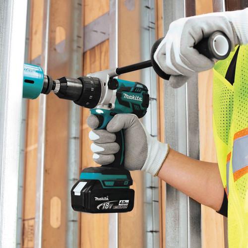 Makita 18V 5.0 Ah LXT Cordless Lithium-Ion Brushless Hammer Drill and Impact Driver Combo Kit - XT267T - Image 3