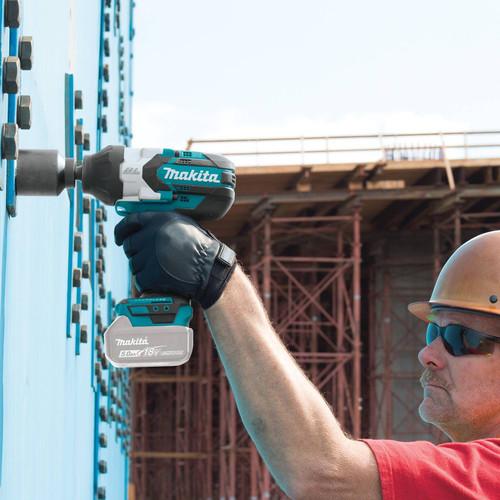 Makita 18V LXT Cordless Lithium-Ion Brushless High Torque 1/2 in. Drive Utility Impact Wrench (Tool Only) - XWT08XVZ - Image 4