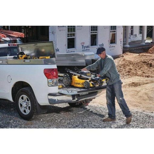 DEWALT 20 in. 20V MAX Cordless Lithium-Ion Walk Behind Push Lawn Mower with (2) 9.0Ah Batteries and (2) Chargers Included - Image 3