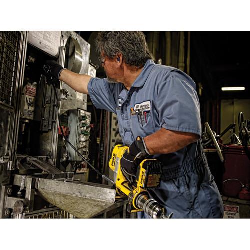 DEWALT 20V MAX Cordless Lithium-Ion Grease Gun - DCGG571M1 - Image 4