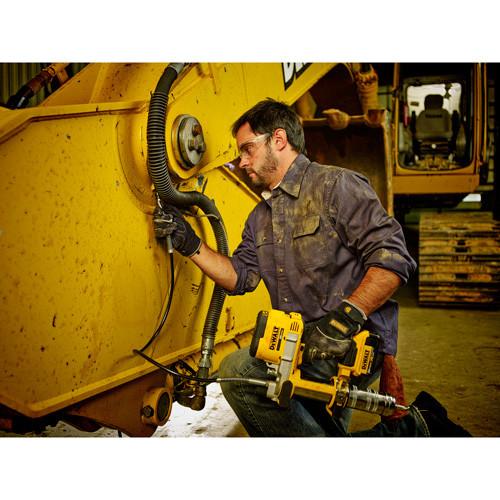 DEWALT 20V MAX Cordless Lithium-Ion Grease Gun - DCGG571M1 - Image 7