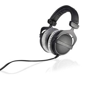 beyerdynamic DT 770 PRO 250 Ohm Studio Headphone