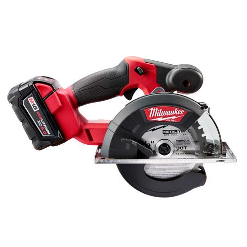 Milwaukee 2782-22 M18 FUEL 5.0 Ah Cordless Lithium-Ion FUEL Metal Cutting Circular Saw Kit - Image 5