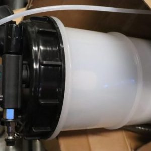 Pneumatic/Manual Fluid Extractor 2.5 Gallon 24938