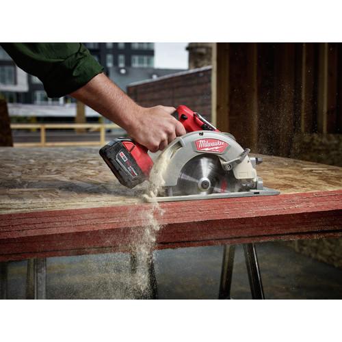 Milwaukee 2731-21 M18 FUEL Lithium-Ion 7-1/4 in. Circular Saw Kit - Image 8