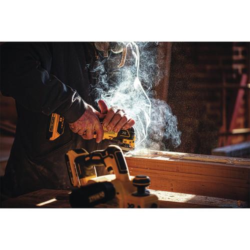 Factory Reconditioned DEWALT 20V MAX XR Cordless Lithium-Ion Brushless Oscillating Multi-Tool Kit - DCS355D1R - Image 10