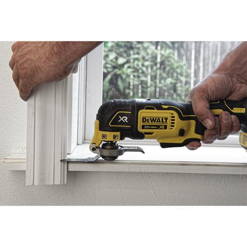 Factory Reconditioned DEWALT 20V MAX XR Cordless Lithium-Ion Brushless Oscillating Multi-Tool Kit - DCS355D1R - Image 4