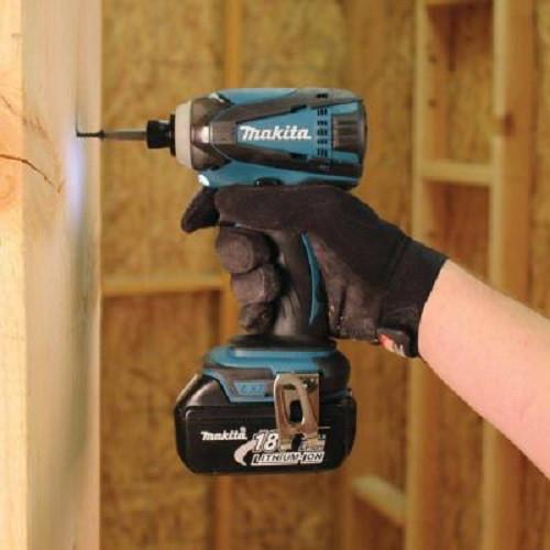 Factory Reconditioned Makita LXT 18V 3.0 Ah Lithium-Ion 1/2 in. Hammer Drill and Impact Driver Combo Kit - XT211-R - Image 3