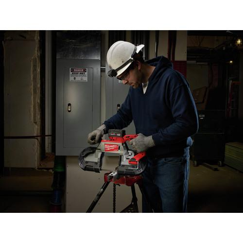 Milwaukee 2729-22 M18 FUEL Cordless Lithium-Ion Deep Cut Band Saw with 2 XC 5.0 Ah Batteries - Image 7