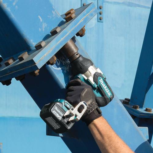 Makita 18V LXT Lithium-Ion Brushless High Torque 3/4 in. Square Drive Impact Wrench (Tool Only) - XWT07Z - Image 7