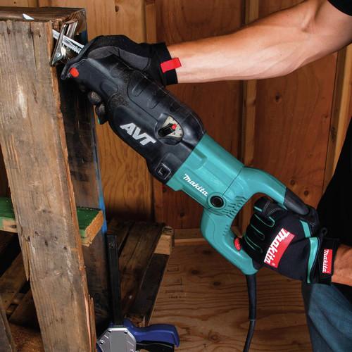 Makita AVT Reciprocating Pallet Saw – 15 AMP with High Torque Limiter - JR3070CTH - Image 7