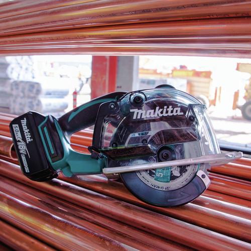 Makita 18V LXT Cordless Lithium-Ion 5-3/8 in. Metal Cutting Saw Kit with Electric Brake and Chip Collector (5 Ah) - XSC03T - Image 10