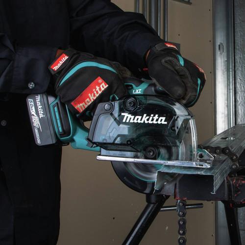 Makita 18V LXT Cordless Lithium-Ion 5-3/8 in. Metal Cutting Saw Kit with Electric Brake and Chip Collector (5 Ah) - XSC03T - Image 14
