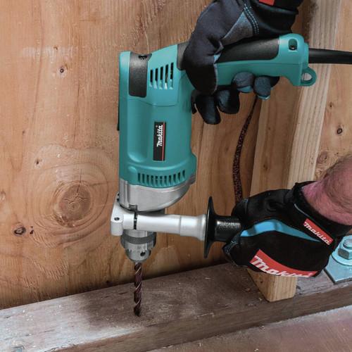 Makita 7 Amp 0 – 900 RPM Variable Speed 1/2 in. Corded Heavy Duty Drill - DP4000 - Image 4