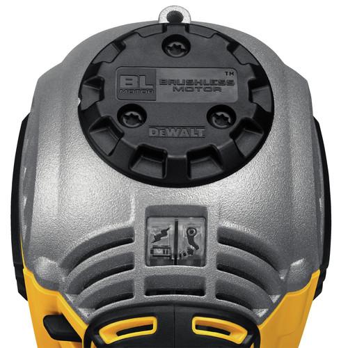 DEWALT 20V MAX XR Dual Speed Framing Nailer Kit - DCN692M1 - Image 3