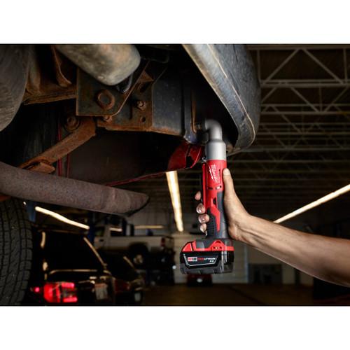 Milwaukee 2667-22 M18 Lithium-Ion 1/4 in. 2-Speed Right Angle Impact Driver Kit - Image 4