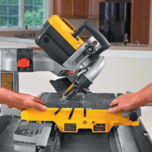 DEWALT 10 in. Wet Tile Saw - D24000 - Image 23