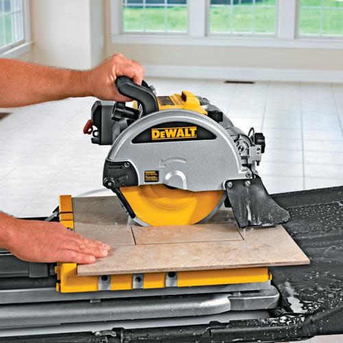 DEWALT 10 in. Wet Tile Saw - D24000 - Image 25
